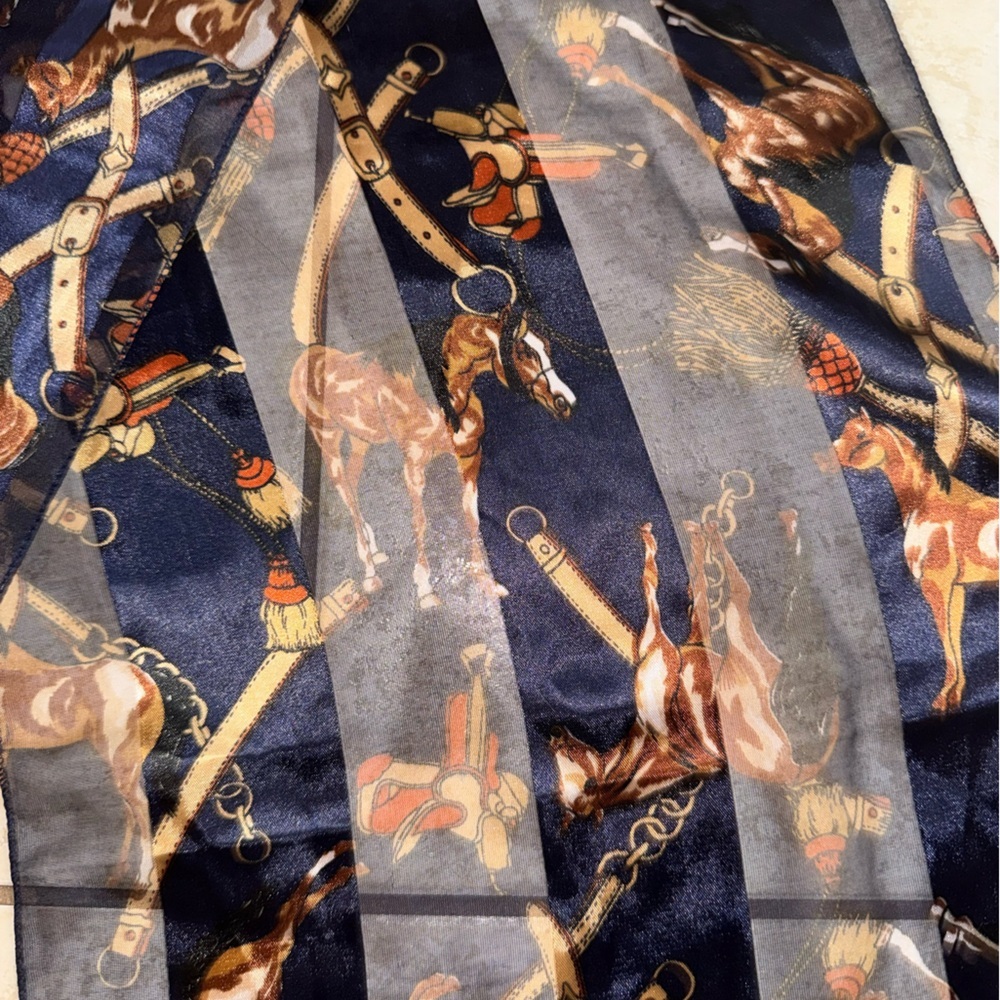 Vintage Equestrian Horse & Tassel Print Silk-Feel Scarf - Picture 4 of 7